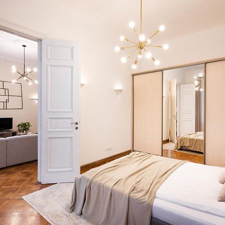 Old Riga Modern And Spacious 2 Bedroom Apartment Bagian luar foto