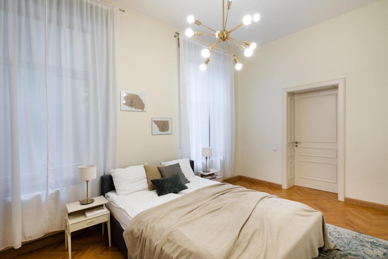 Old Riga Modern And Spacious 2 Bedroom Apartment Bagian luar foto
