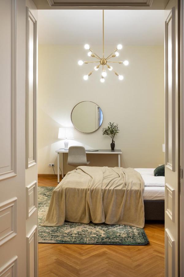 Old Riga Modern And Spacious 2 Bedroom Apartment Bagian luar foto