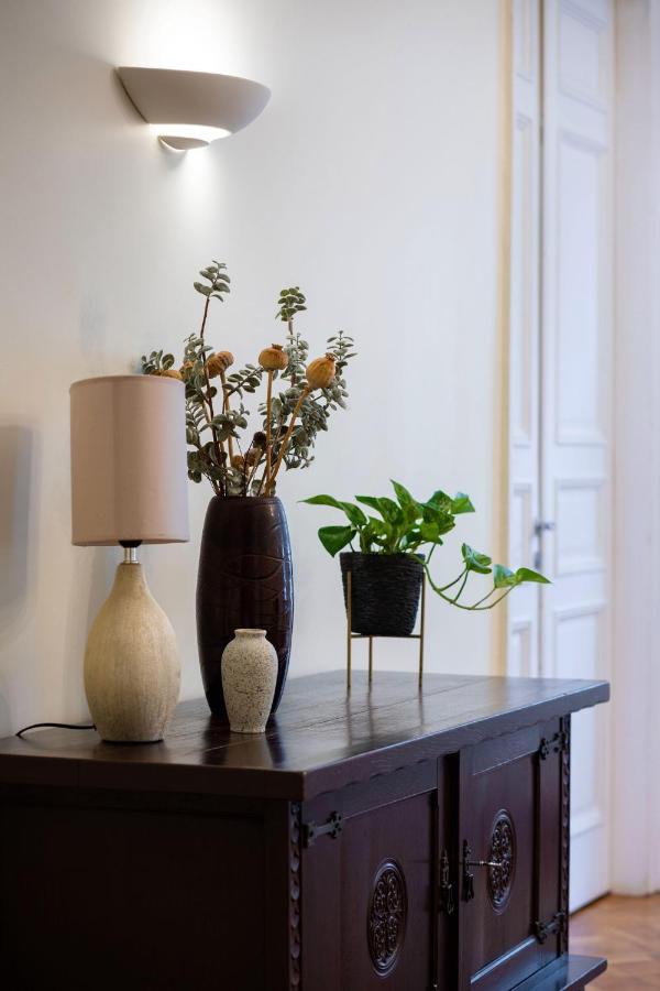 Old Riga Modern And Spacious 2 Bedroom Apartment Bagian luar foto