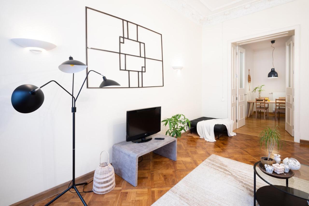 Old Riga Modern And Spacious 2 Bedroom Apartment Bagian luar foto