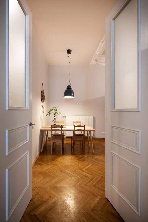 Old Riga Modern And Spacious 2 Bedroom Apartment Bagian luar foto