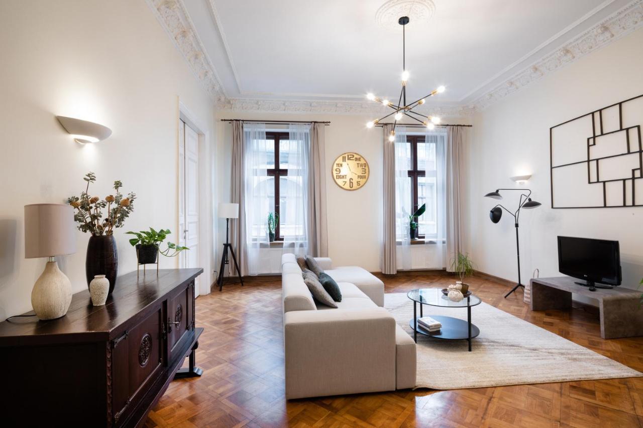 Old Riga Modern And Spacious 2 Bedroom Apartment Bagian luar foto